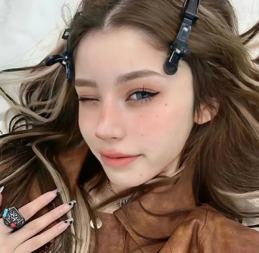 游戏花丛 海报