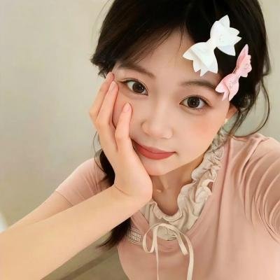 果儿满山红 海报